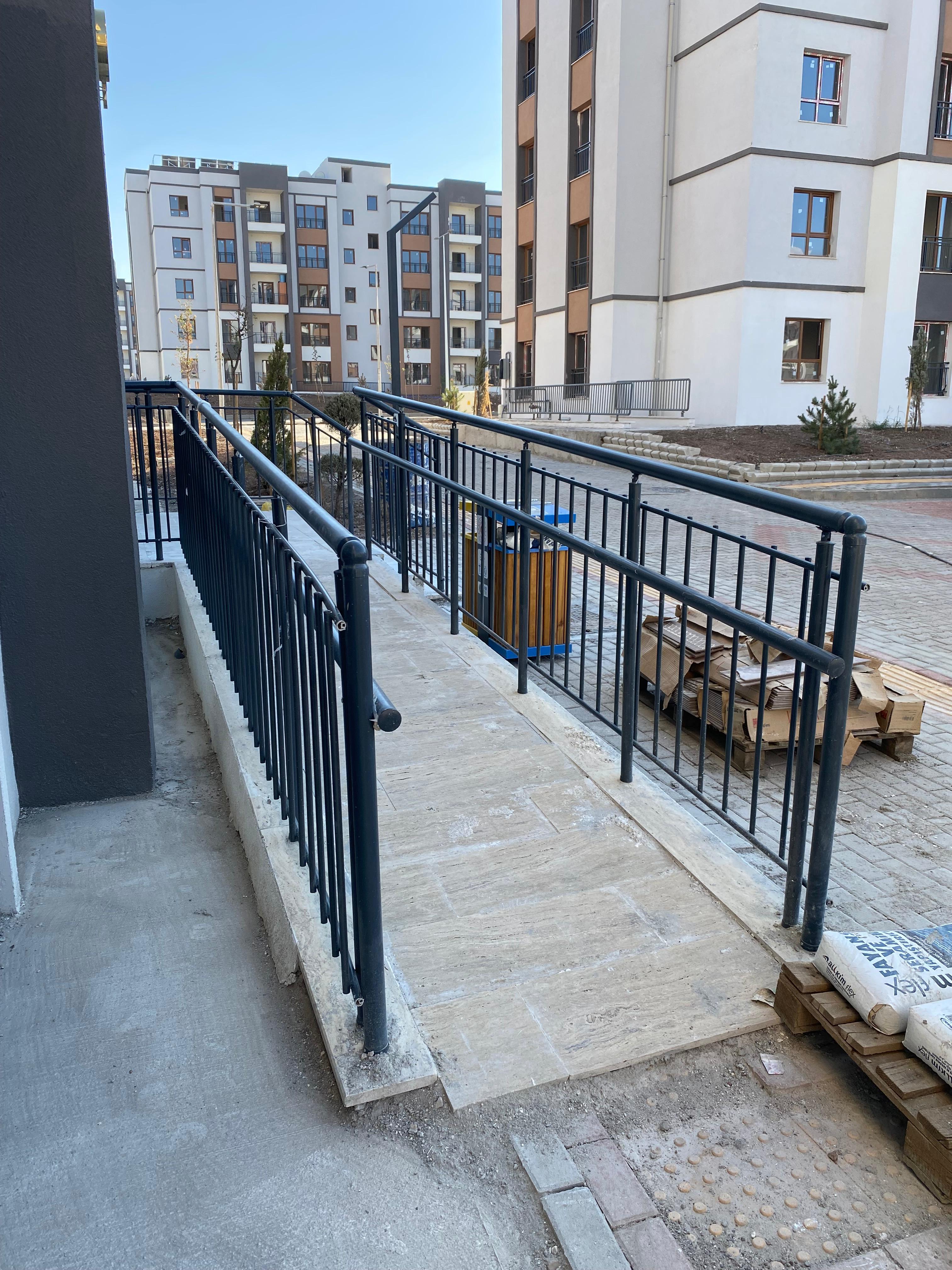 Klasik Alüminyum Korkuluk